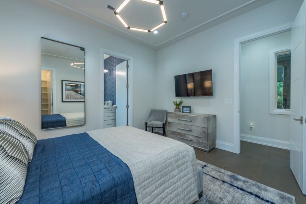 PH Interiors - Builder Models - The Clift At Long Cove NC (18)