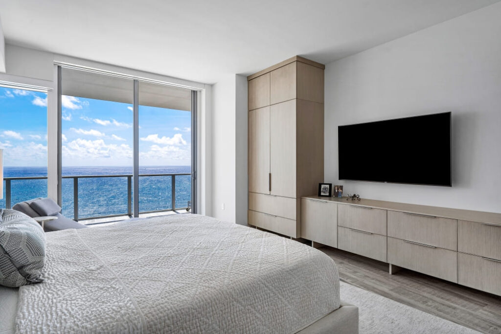 PH Interiors - Condominiums - Penthouse Paradise (3)