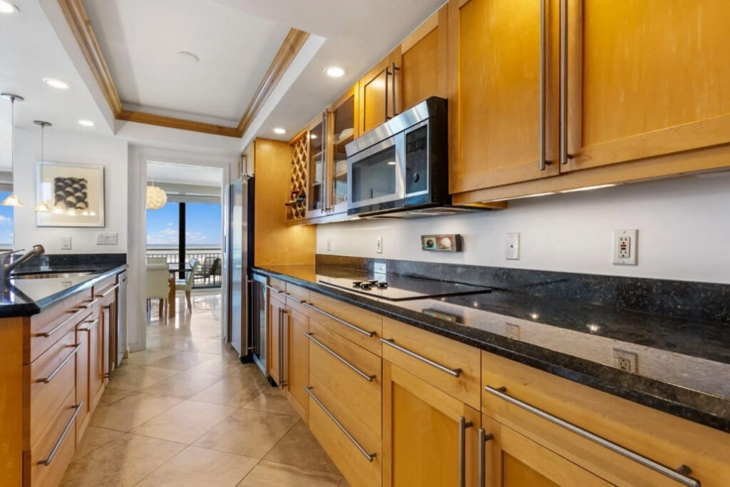 PH Interiors - Renovation and Remodeling - Beachside Backdrop (11)