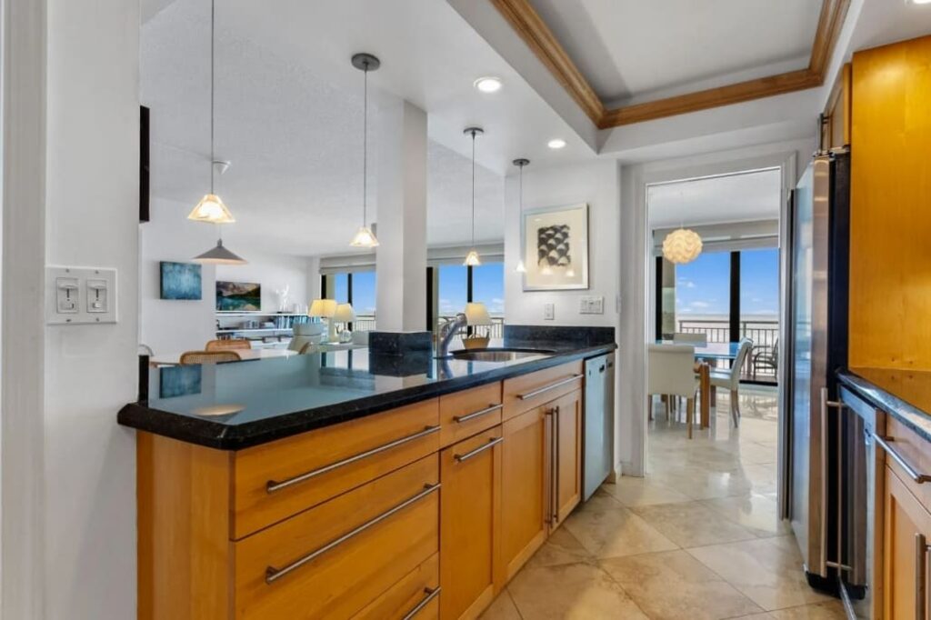 PH Interiors - Renovation and Remodeling - Beachside Backdrop (12)