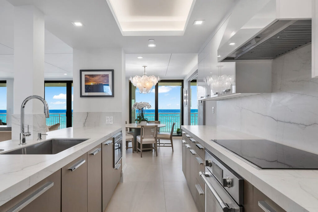 PH Interiors - Renovation and Remodeling - Beachside Backdrop (27)