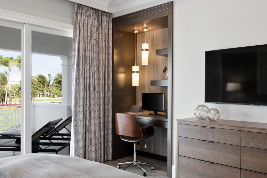 PH Interiors - Residential - Artful Touches (32)