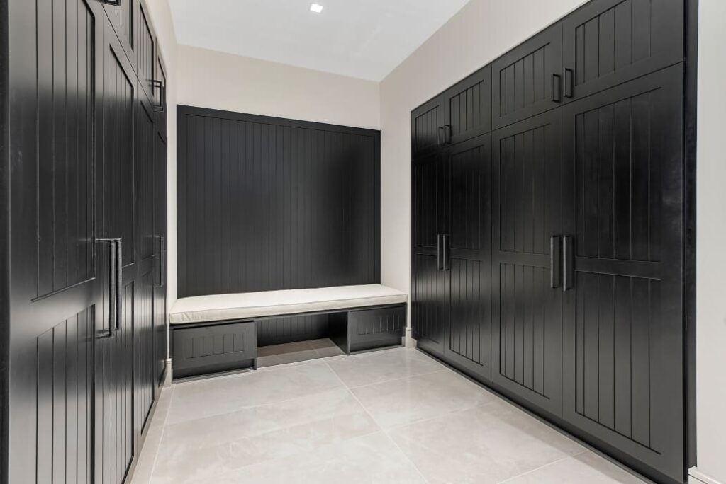 PH Interiors - Residential - Bold & Balanced (28)