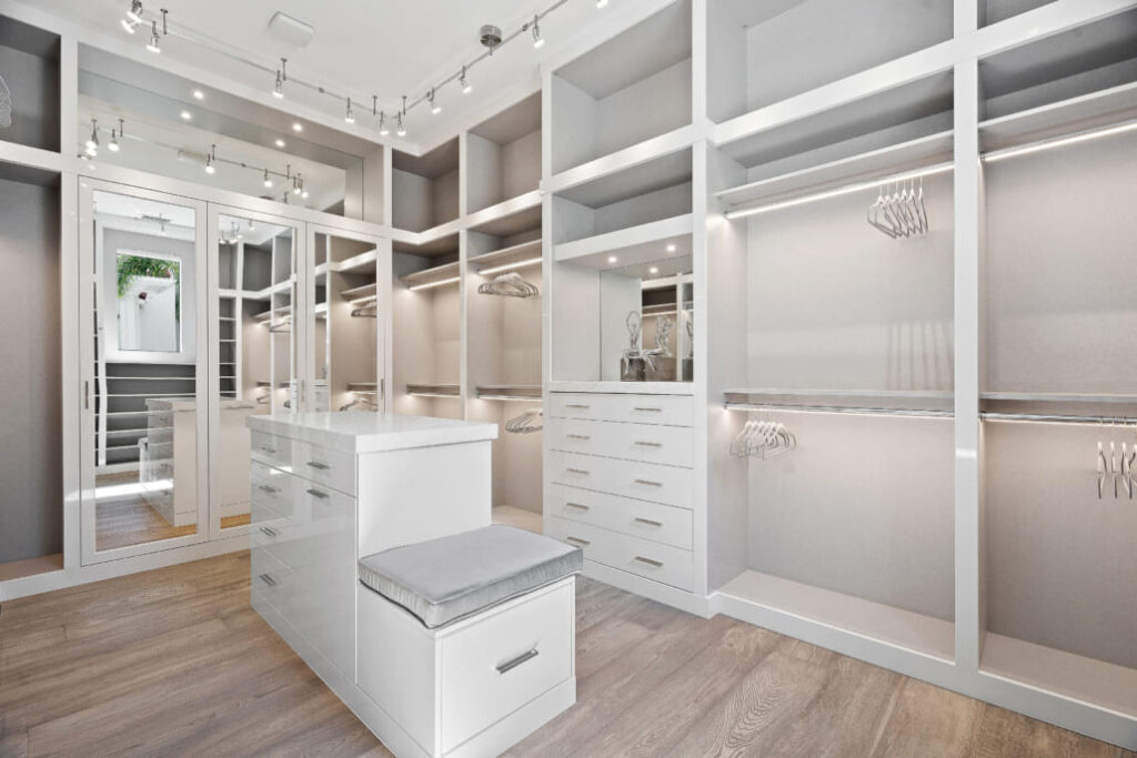 PH Interiors - Turnkey Signature Homes - Between The Lines (36)