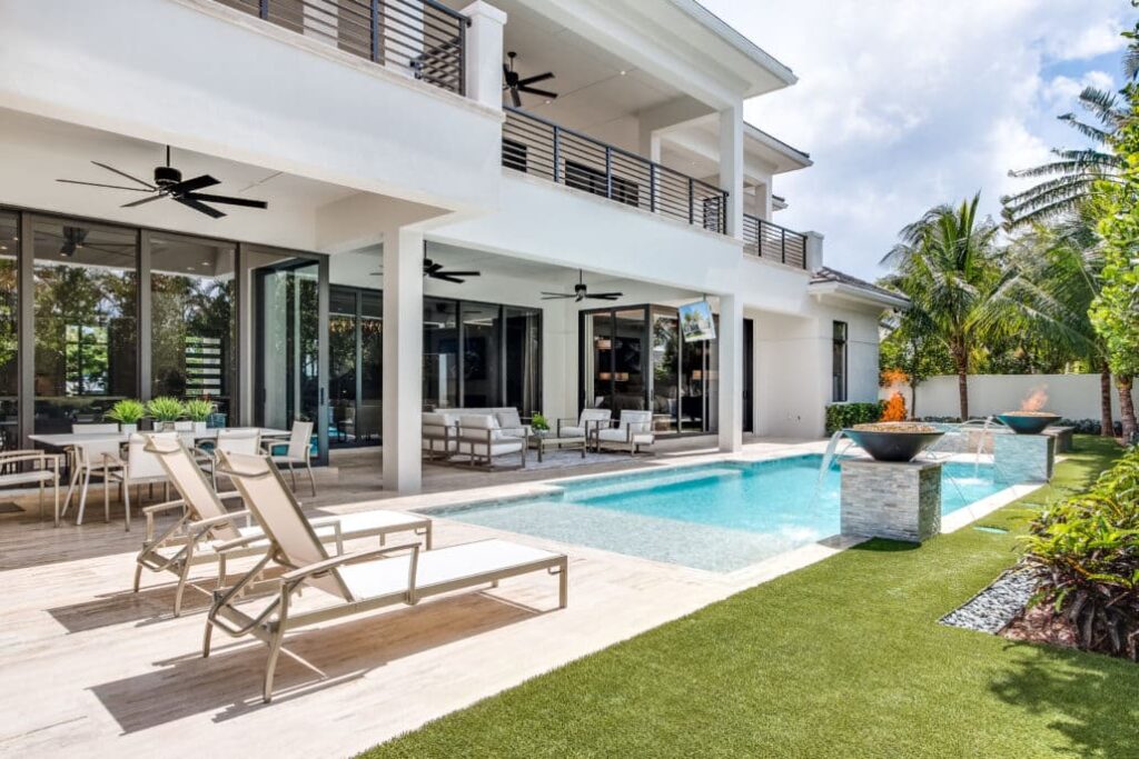 PH Interiors - Turnkey Signature Homes - Commanding Contemporary (21)