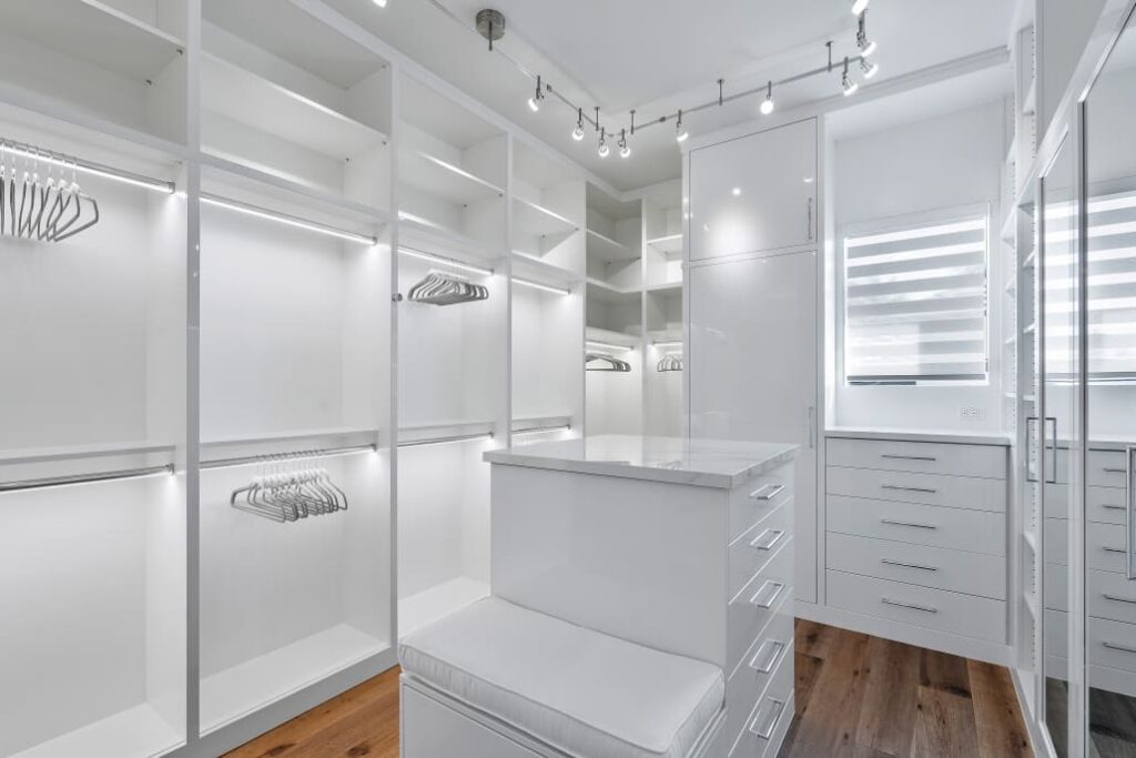 PH Interiors - Turnkey Signature Homes - Detailed Simplicity (40)