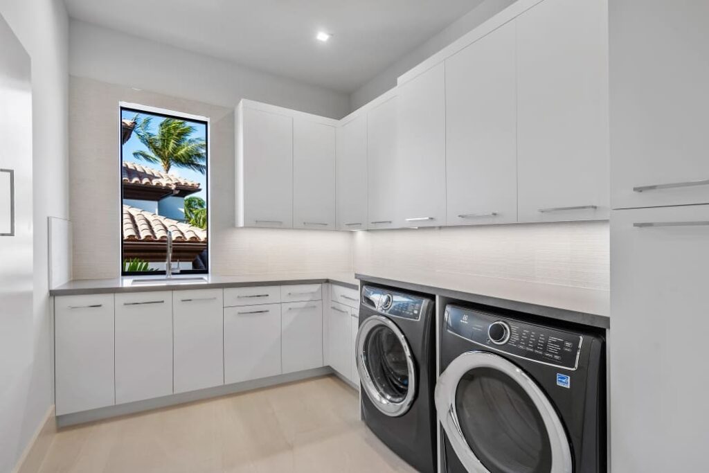 PH Interiors - Turnkey Signature Homes - Detailed Simplicity (42)