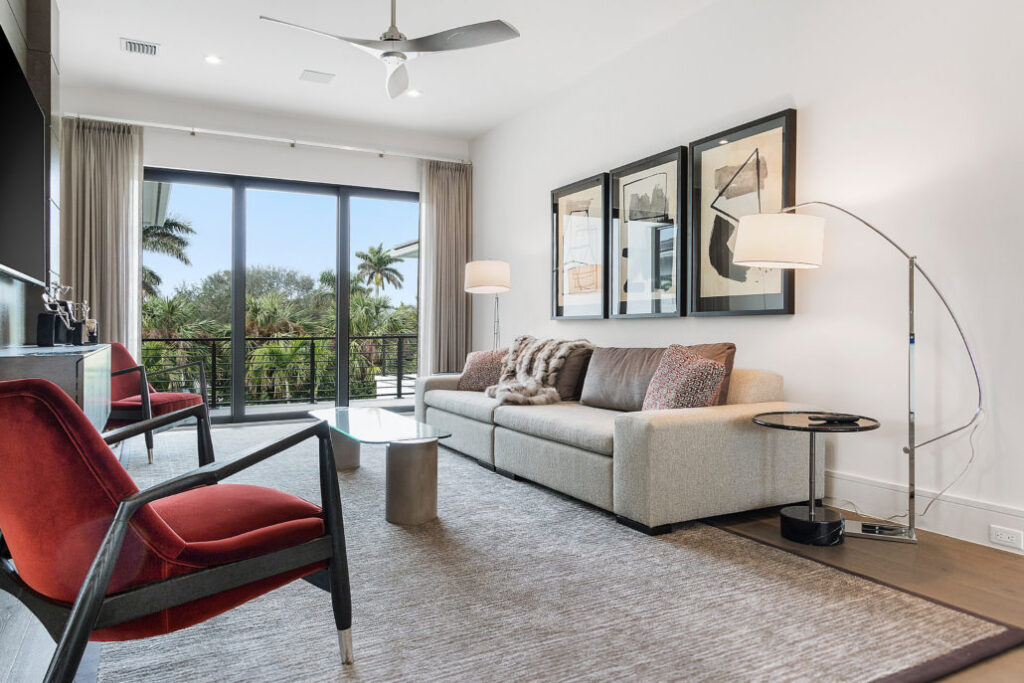 PH Interiors - Turnkey Signature Homes - Geometric Edge (25)