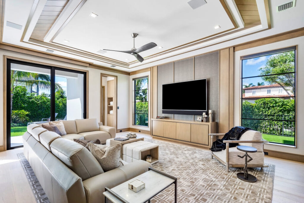 PH Interiors - Turnkey Signature Homes - Golden Allure (17)