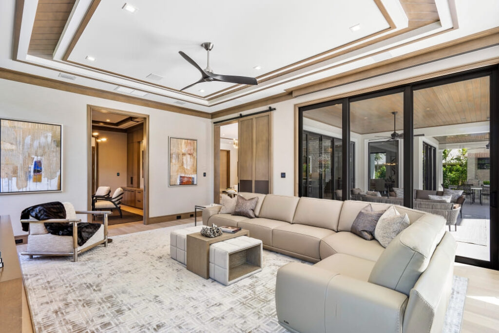 PH Interiors - Turnkey Signature Homes - Golden Allure (18)