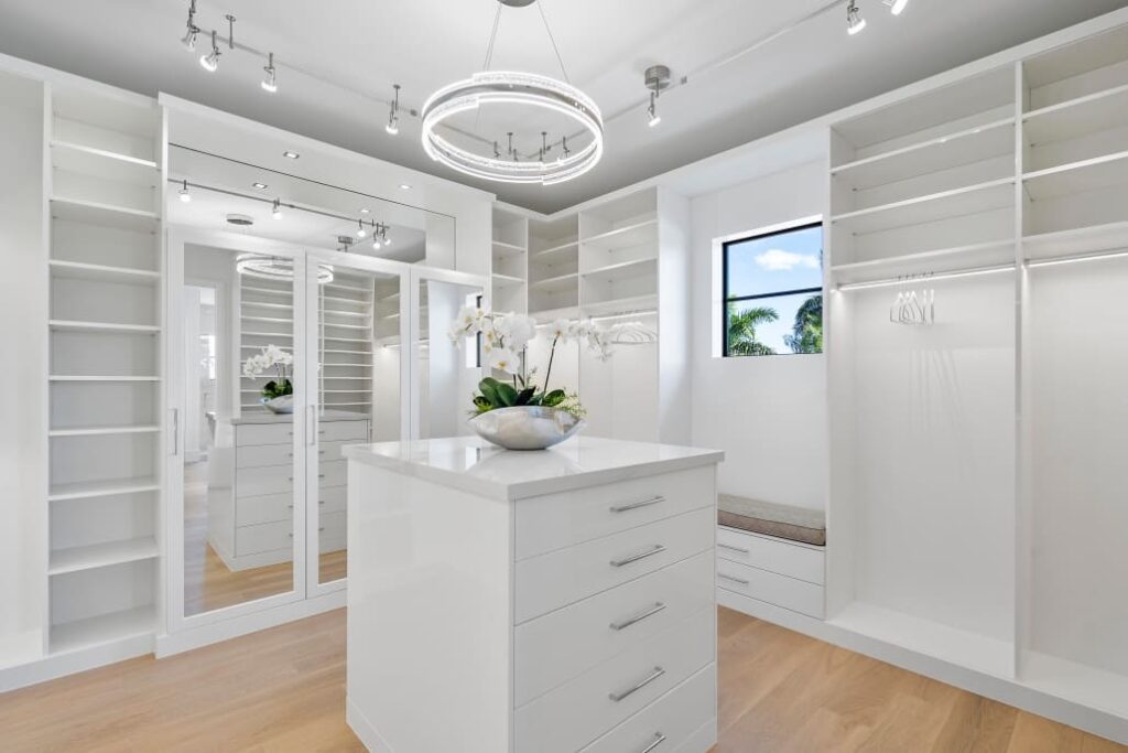 PH Interiors - Turnkey Signature Homes - Golden Allure (27)