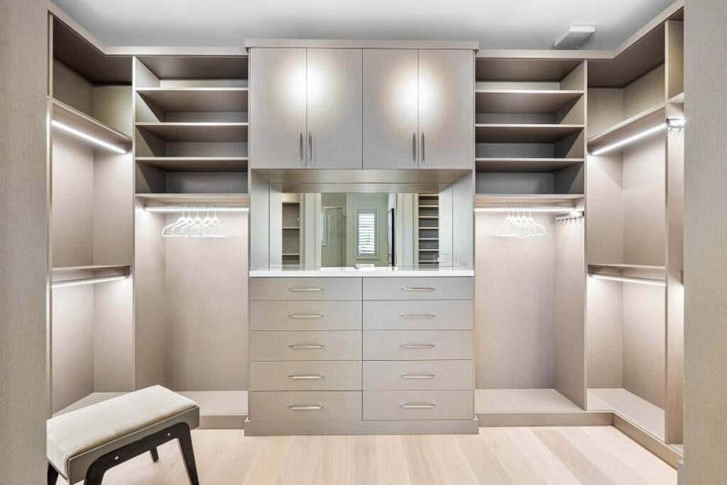 PH Interiors - Turnkey Signature Homes - Golden Allure (29)