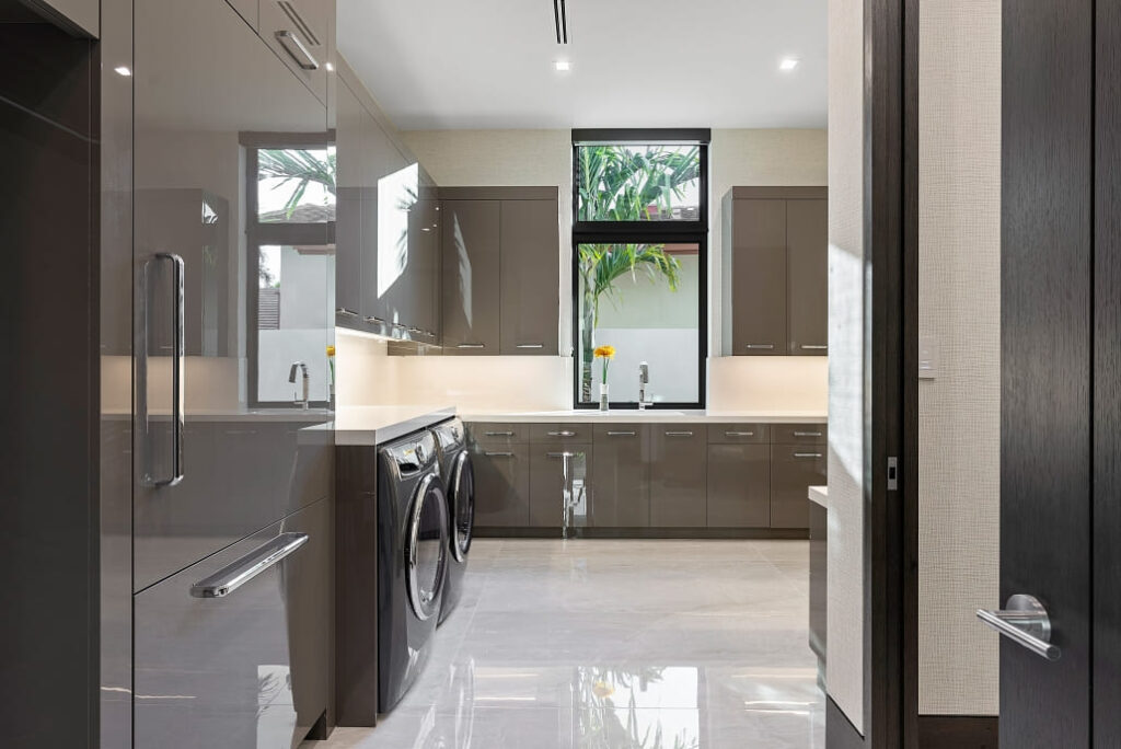 PH Interiors - Turnkey Signature Homes - Layered Luxury (37)