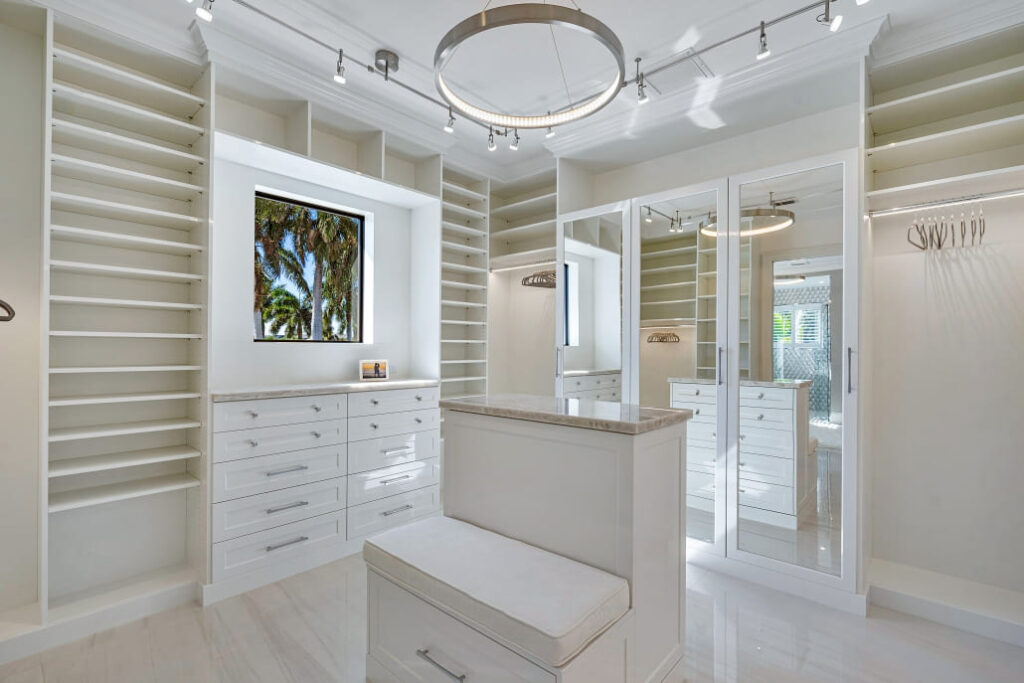 PH Interiors - Turnkey Signature Homes - Opposites Attract (23)