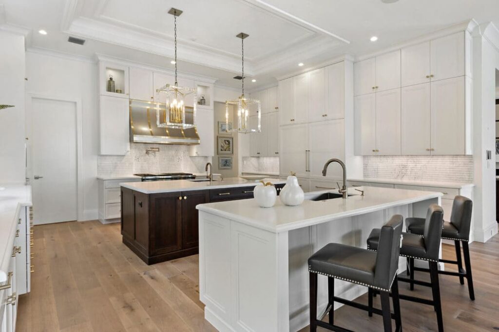 PH Interiors - Turnkey Signature Homes - Sleek Sensibility (8)