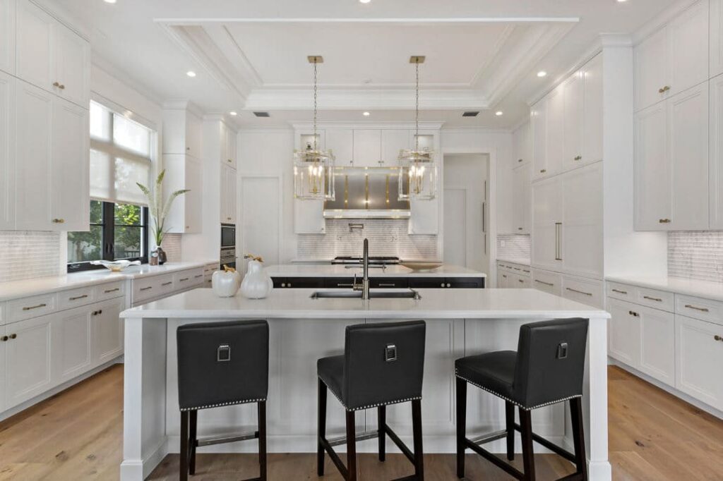 PH Interiors - Turnkey Signature Homes - Sleek Sensibility (9)